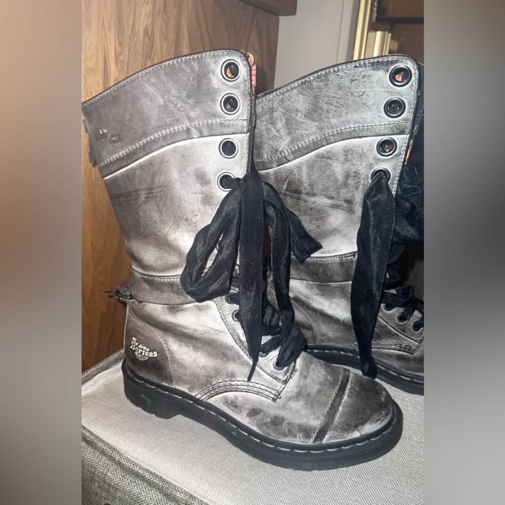 Dr. Martens Triumph 1914 Maasai Floral Fold Over Combat Boot